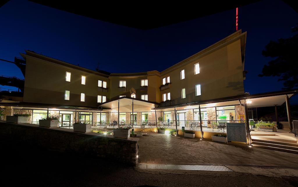 Hotel Delle Rose Cascia Luaran gambar
