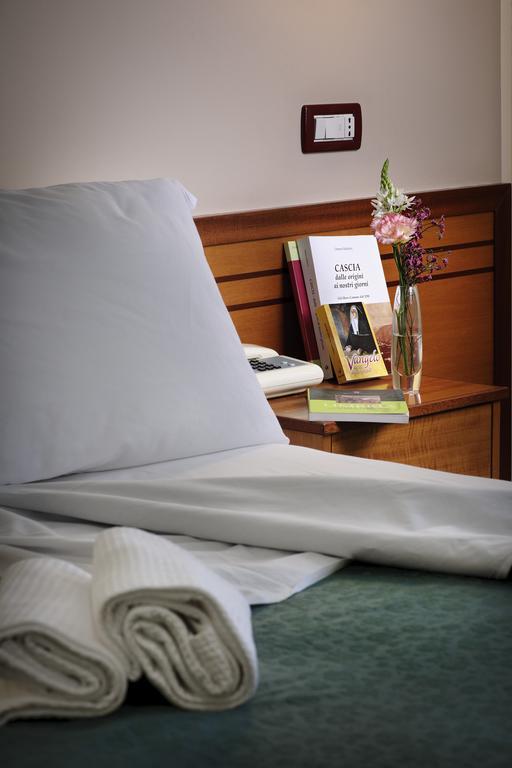 Hotel Delle Rose Cascia Luaran gambar