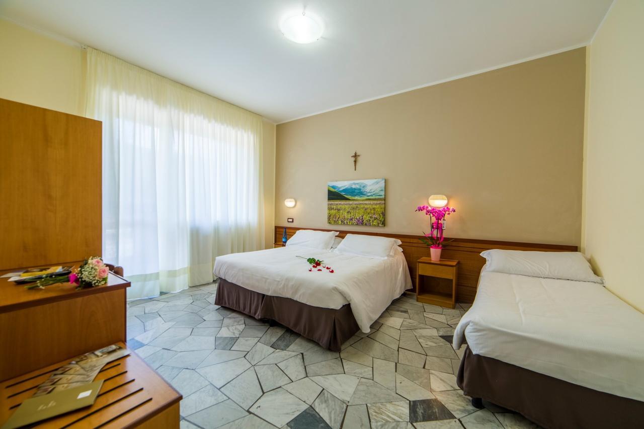 Hotel Delle Rose Cascia Luaran gambar
